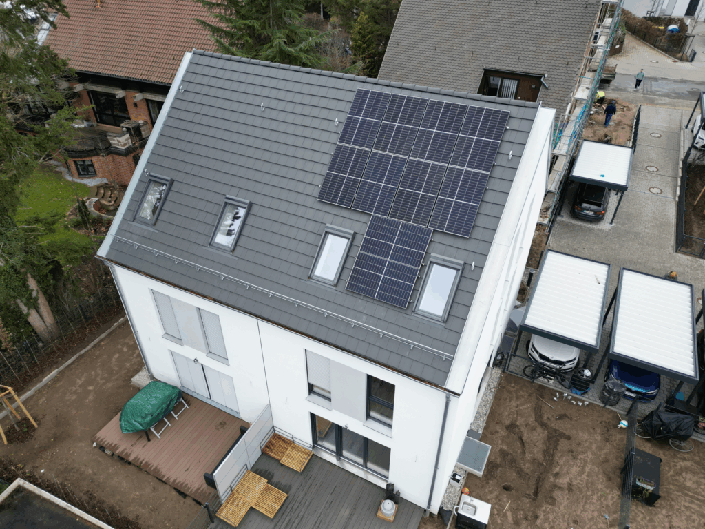 Photovoltaikanlage in Nürnberg auf einer Doppelhaushälfte